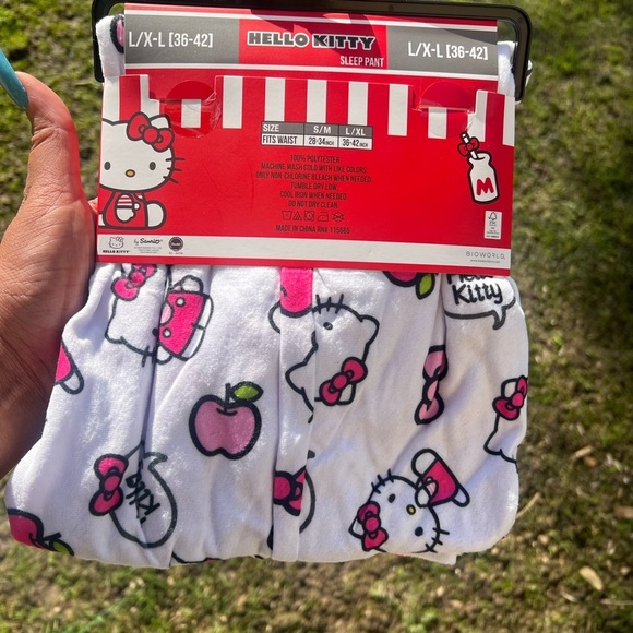 Hello Kitty Large Pajama  pants  , New​ - Picture 6 of 8